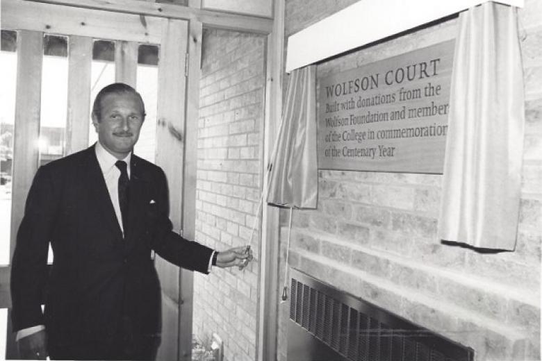 Lord Wolfson of Marylebone opens Wolfson Court, 12 June 1972 (photo: Cambridge News)