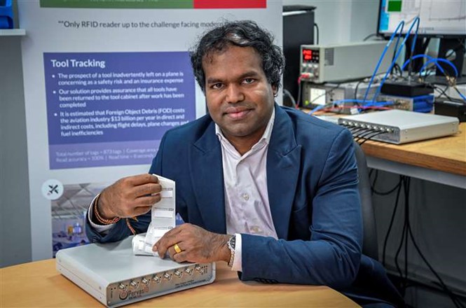 Sabesan Sithamparanathan with TrackMaster technology. Taken by Keith Heppell