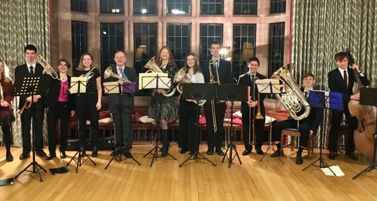 GirTen group photograph with instruments