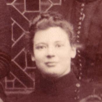 Photograph of Octavia Lewin as a first-year student at Girton College in 1888 (archive reference: GCPH10/1/29)